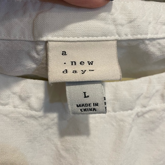 A New Day linen/rayon blend short sleeved ladies top (L) Pristine condition! - Picture 3 of 8